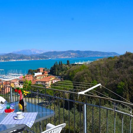 费扎诺Wonderful Sea View - Terrace And Parking公寓 外观 照片