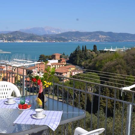 费扎诺Wonderful Sea View - Terrace And Parking公寓 外观 照片